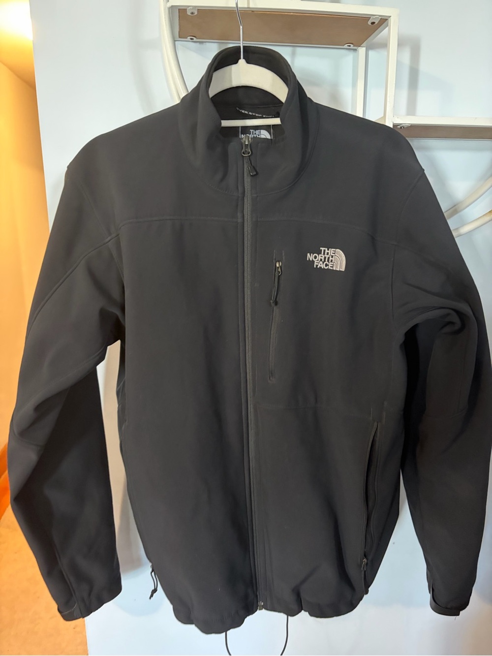 The North Face Men's Black Medium M Softshell Performance Jacket